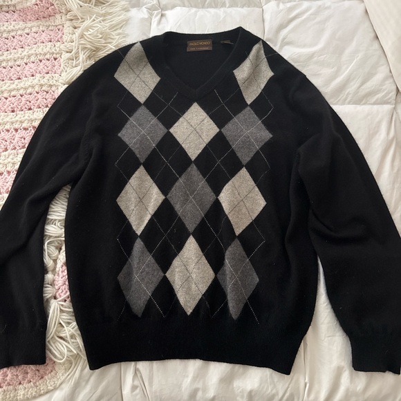 Men's Black Argyle V-Neck Sweater